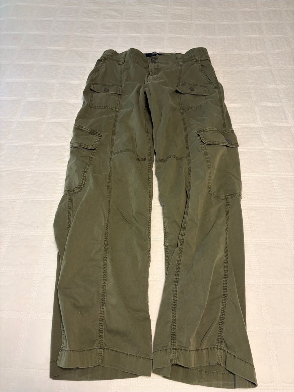 Hollister Olive Green Women’s Cargo Pants